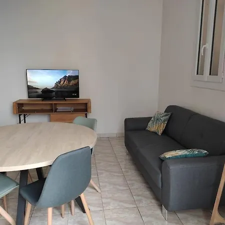 Appartement Bel F3 Moderne Proche Marché Et Saint-Raphaël