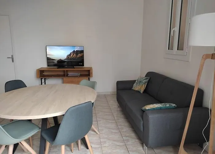 شقة F3 Moderne Proche Marche Et Saint-Raphaël